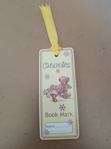 Girl guiding brownie - guiding,