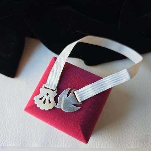 Retired james avery - retired, sterling
